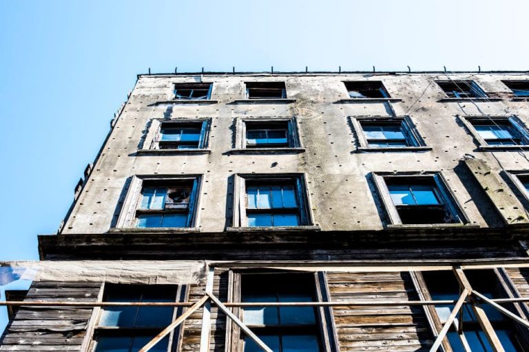 Rehabilitación integral de edificios: renovarse o morir